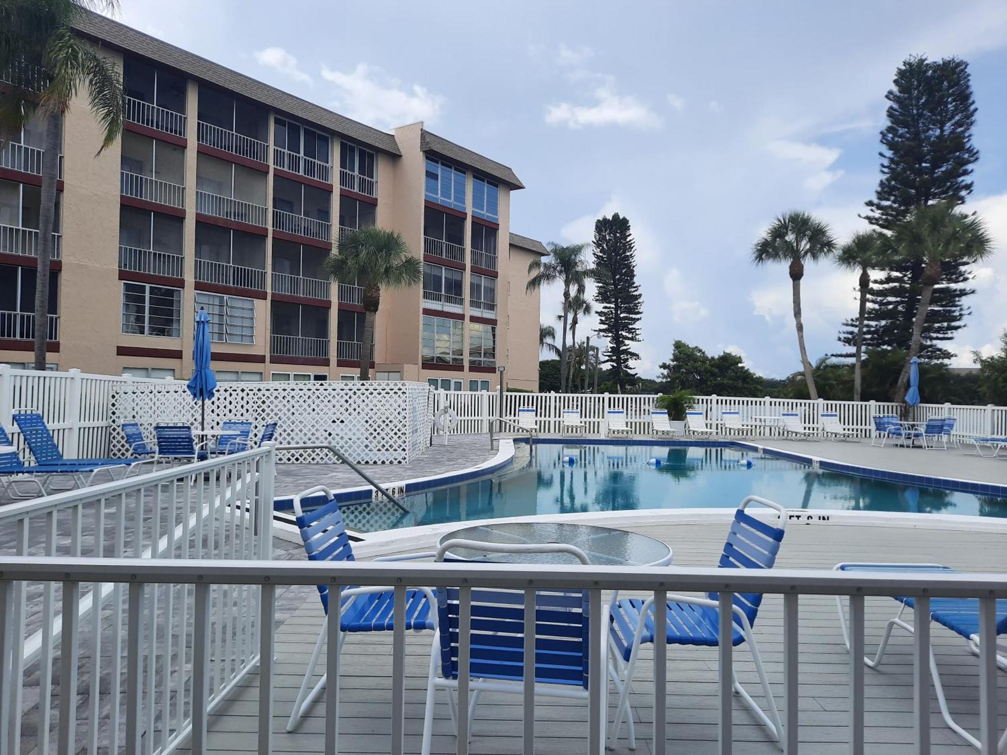 4080 Lake Bayshore Drive Bradenton Eksteriør bilde